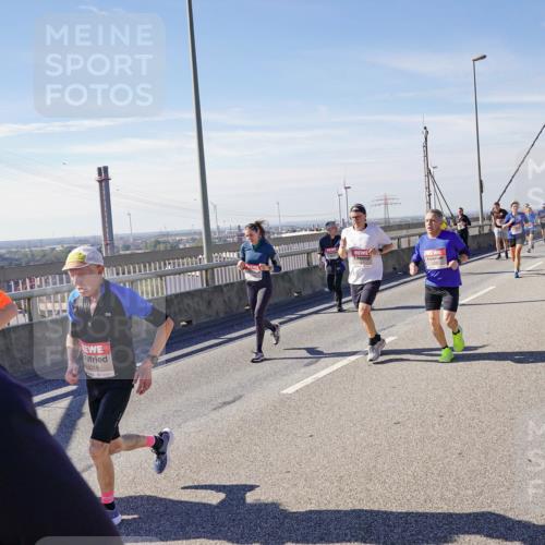 03.10.2025 - Köhlbrandbrückenlauf Michael Burmester http://msf.ph/oto/9104598 03.10.2025 12:48:44 Position 2 6318 meine-sportfotos.de