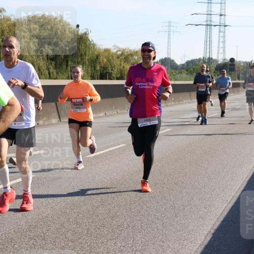 03.10.2025 - Köhlbrandbrückenlauf Strokosch-Dieckow http://msf.ph/oto/9104610 03.10.2025 12:13:08 Position 3 5957, 6408 meine-sportfotos.de