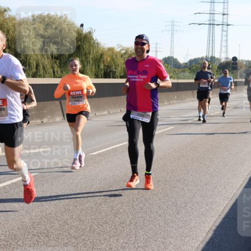 03.10.2025 - Köhlbrandbrückenlauf Strokosch-Dieckow http://msf.ph/oto/9104620 03.10.2025 12:13:08 Position 3 4046, 4095, 6408 meine-sportfotos.de