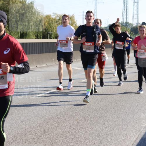 03.10.2025 - Köhlbrandbrückenlauf Strokosch-Dieckow http://msf.ph/oto/9104685 03.10.2025 12:13:16 Position 3 4186, 4068, 6762, 4233, 6254 meine-sportfotos.de