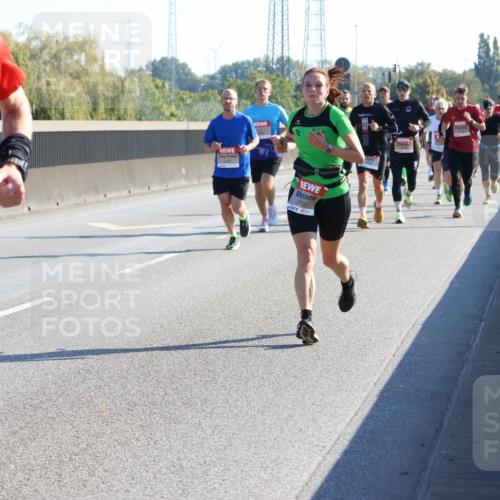 03.10.2025 - Köhlbrandbrückenlauf Strokosch-Dieckow http://msf.ph/oto/9104817 03.10.2025 12:13:35 Position 3 5703 meine-sportfotos.de