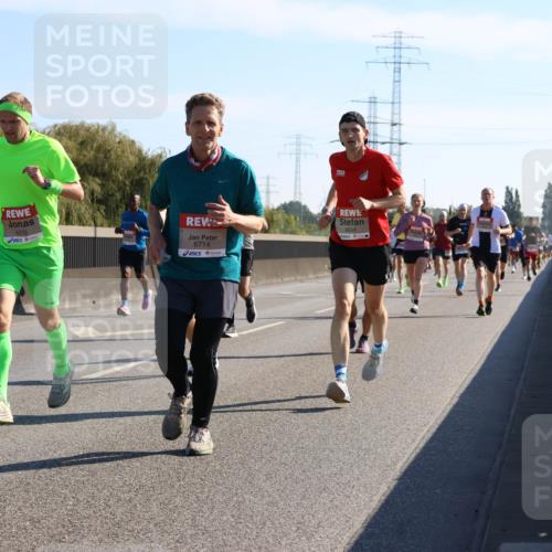 03.10.2025 - Köhlbrandbrückenlauf Strokosch-Dieckow http://msf.ph/oto/9104834 03.10.2025 12:13:47 Position 3 4270, 6714, 15 meine-sportfotos.de