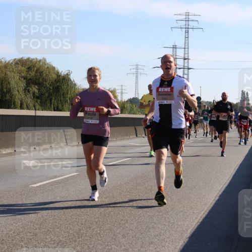 03.10.2025 - Köhlbrandbrückenlauf Strokosch-Dieckow http://msf.ph/oto/9104851 03.10.2025 12:13:51 Position 3 4148, 4304 meine-sportfotos.de