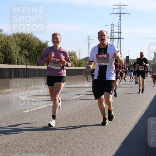 03.10.2025 - Köhlbrandbrückenlauf Strokosch-Dieckow http://msf.ph/oto/9104868 03.10.2025 12:13:51 Position 3 4148, 4304 meine-sportfotos.de