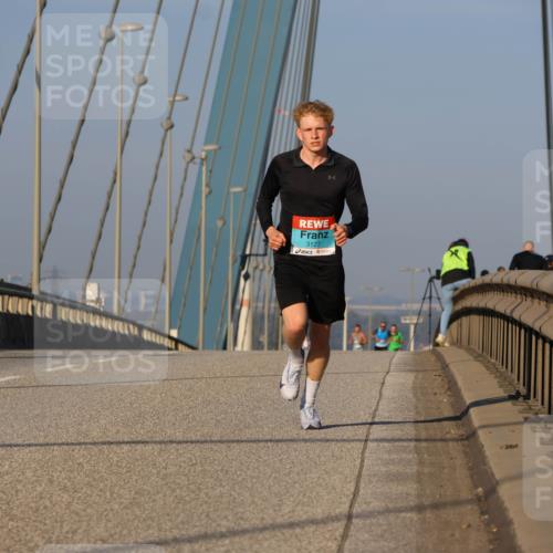 03.10.2025 - Köhlbrandbrückenlauf Strokosch-Dieckow http://msf.ph/oto/9104888 03.10.2025 09:31:33 Position 2 3127 meine-sportfotos.de