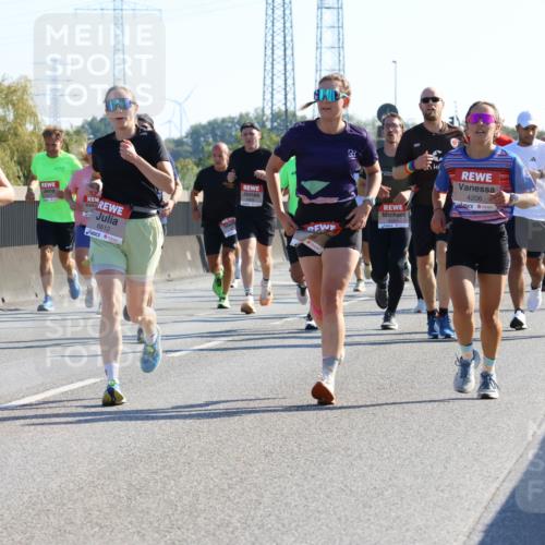 03.10.2025 - Köhlbrandbrückenlauf Strokosch-Dieckow http://msf.ph/oto/9104972 03.10.2025 12:14:08 Position 3 6769, 7555, 6612, 4206, 4491 meine-sportfotos.de