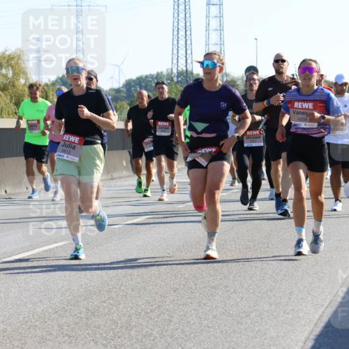 03.10.2025 - Köhlbrandbrückenlauf Strokosch-Dieckow http://msf.ph/oto/9104978 03.10.2025 12:14:08 Position 3 6769, 6612, 1, 6251, 4206, 4491 meine-sportfotos.de