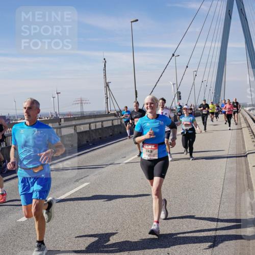 03.10.2025 - Köhlbrandbrückenlauf Michael Burmester http://msf.ph/oto/9105000 03.10.2025 12:48:57 Position 2 6370, 8227 meine-sportfotos.de