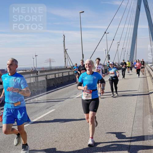 03.10.2025 - Köhlbrandbrückenlauf Michael Burmester http://msf.ph/oto/9105011 03.10.2025 12:48:57 Position 2  meine-sportfotos.de