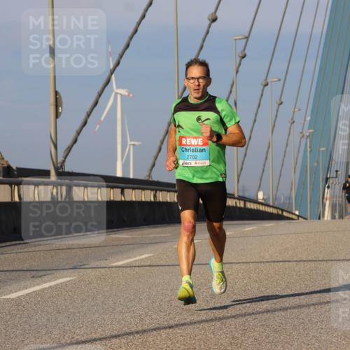 03.10.2025 - Köhlbrandbrückenlauf Strokosch-Dieckow http://msf.ph/oto/9105070 03.10.2025 09:32:28 Position 2 2702 meine-sportfotos.de