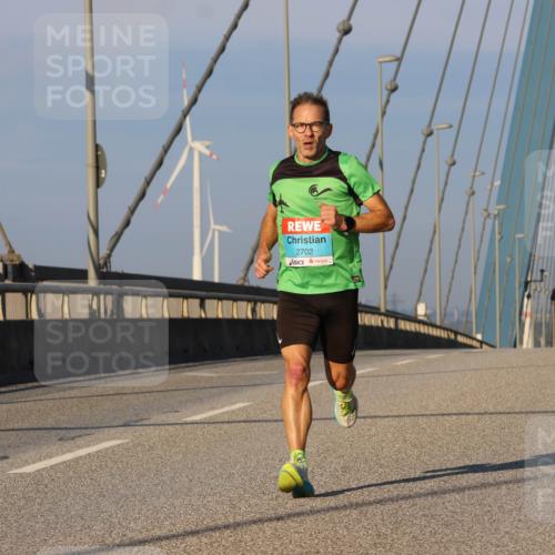 03.10.2025 - Köhlbrandbrückenlauf Strokosch-Dieckow http://msf.ph/oto/9105077 03.10.2025 09:32:28 Position 2 2702 meine-sportfotos.de