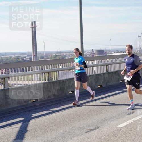 03.10.2025 - Köhlbrandbrückenlauf Michael Burmester http://msf.ph/oto/9105122 03.10.2025 12:49:02 Position 2  meine-sportfotos.de