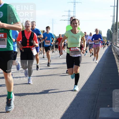 03.10.2025 - Köhlbrandbrückenlauf Strokosch-Dieckow http://msf.ph/oto/9105159 03.10.2025 12:14:37 Position 3 4371, 4292 meine-sportfotos.de
