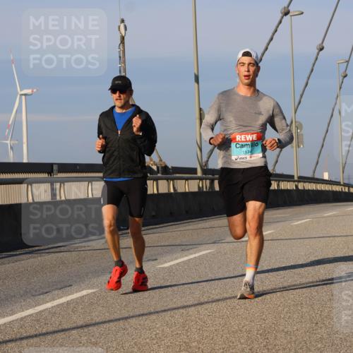 03.10.2025 - Köhlbrandbrückenlauf Strokosch-Dieckow http://msf.ph/oto/9105196 03.10.2025 09:32:46 Position 2 1174 meine-sportfotos.de