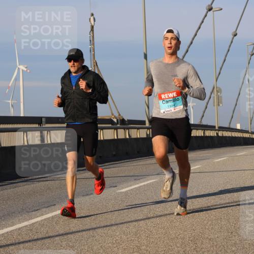 03.10.2025 - Köhlbrandbrückenlauf Strokosch-Dieckow http://msf.ph/oto/9105212 03.10.2025 09:32:46 Position 2 1174 meine-sportfotos.de
