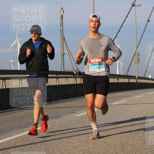 03.10.2025 - Köhlbrandbrückenlauf Strokosch-Dieckow http://msf.ph/oto/9105236 03.10.2025 09:32:46 Position 2 1174 meine-sportfotos.de