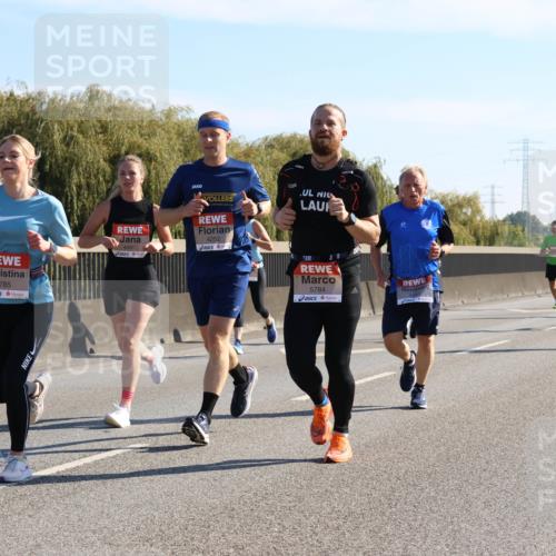 03.10.2025 - Köhlbrandbrückenlauf Strokosch-Dieckow http://msf.ph/oto/9105248 03.10.2025 12:14:47 Position 3 5785, 4492, 4252, 13, 5784 meine-sportfotos.de