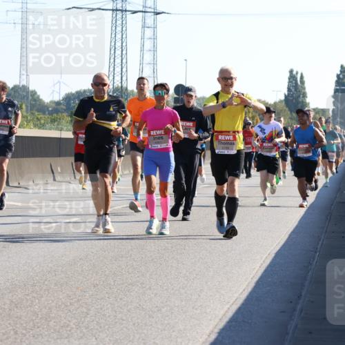 03.10.2025 - Köhlbrandbrückenlauf Strokosch-Dieckow http://msf.ph/oto/9105288 03.10.2025 12:14:53 Position 3 4061, 1316, 5799 meine-sportfotos.de