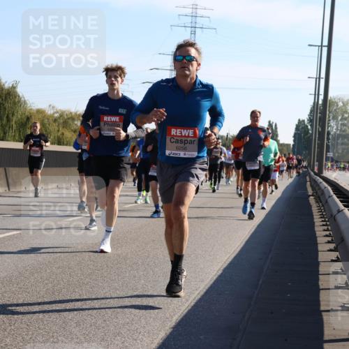 03.10.2025 - Köhlbrandbrückenlauf Strokosch-Dieckow http://msf.ph/oto/9105422 03.10.2025 12:15:29 Position 3 106, 6256 meine-sportfotos.de