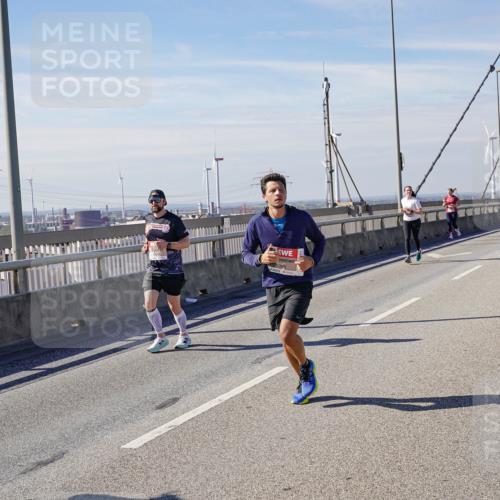 03.10.2025 - Köhlbrandbrückenlauf Michael Burmester http://msf.ph/oto/9105492 03.10.2025 12:49:15 Position 2  meine-sportfotos.de