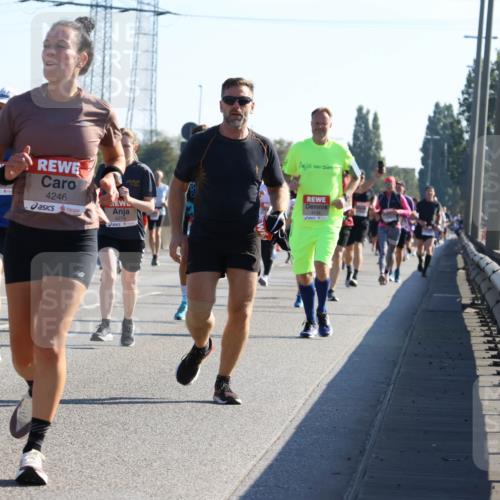 03.10.2025 - Köhlbrandbrückenlauf Strokosch-Dieckow http://msf.ph/oto/9105498 03.10.2025 12:15:41 Position 3 4246, 4278 meine-sportfotos.de