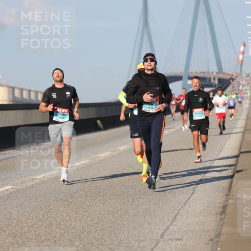 03.10.2025 - Köhlbrandbrückenlauf Lena Gebhardt http://msf.ph/oto/9105525 03.10.2025 09:39:05 Position 2 3629, 10, 1019 meine-sportfotos.de