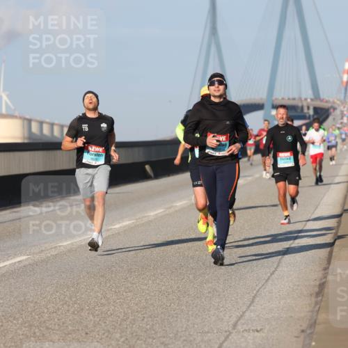 03.10.2025 - Köhlbrandbrückenlauf Lena Gebhardt http://msf.ph/oto/9105537 03.10.2025 09:39:05 Position 2 3629 meine-sportfotos.de