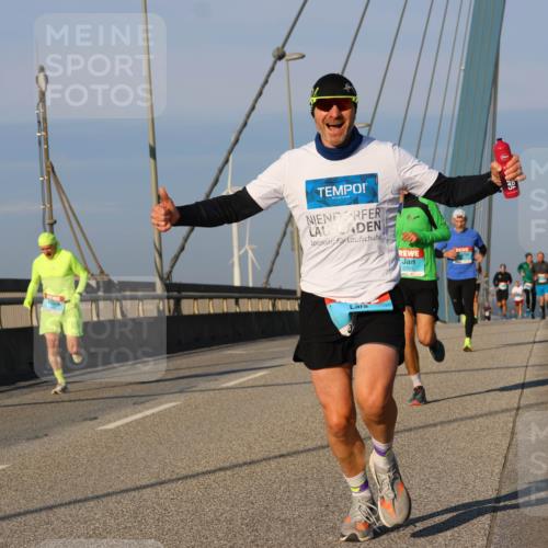 03.10.2025 - Köhlbrandbrückenlauf Strokosch-Dieckow http://msf.ph/oto/9105540 03.10.2025 09:33:20 Position 2 2701 meine-sportfotos.de