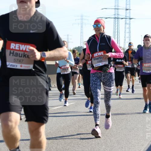 03.10.2025 - Köhlbrandbrückenlauf Strokosch-Dieckow http://msf.ph/oto/9105564 03.10.2025 12:15:53 Position 3 5747, 4488, 4783, 6285 meine-sportfotos.de