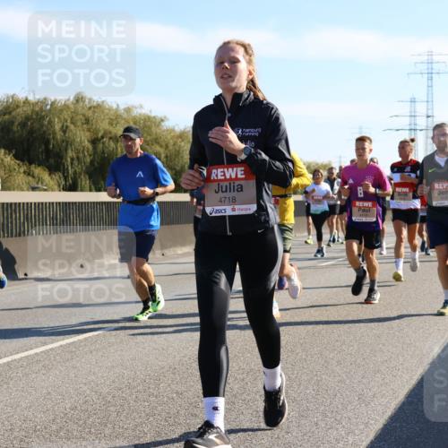 03.10.2025 - Köhlbrandbrückenlauf Strokosch-Dieckow http://msf.ph/oto/9105630 03.10.2025 12:16:04 Position 3 4856, 4718, 4118, 4147 meine-sportfotos.de