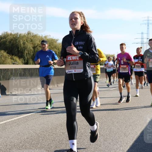 03.10.2025 - Köhlbrandbrückenlauf Strokosch-Dieckow http://msf.ph/oto/9105638 03.10.2025 12:16:04 Position 3 4, 5, 4118, 6, 4718, 4147 meine-sportfotos.de