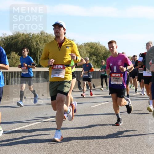 03.10.2025 - Köhlbrandbrückenlauf Strokosch-Dieckow http://msf.ph/oto/9105643 03.10.2025 12:16:05 Position 3 5447, 4118, 4147 meine-sportfotos.de