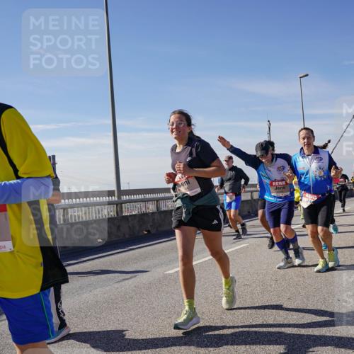 03.10.2025 - Köhlbrandbrückenlauf Michael Burmester http://msf.ph/oto/9105664 03.10.2025 12:49:26 Position 2 5800 meine-sportfotos.de