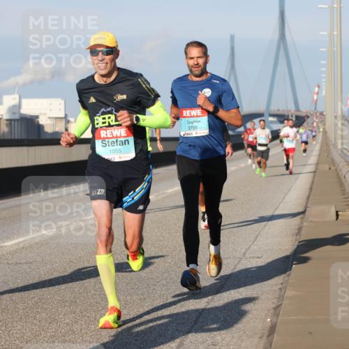 03.10.2025 - Köhlbrandbrückenlauf Lena Gebhardt http://msf.ph/oto/9105755 03.10.2025 09:39:09 Position 2 1055, 3756 meine-sportfotos.de