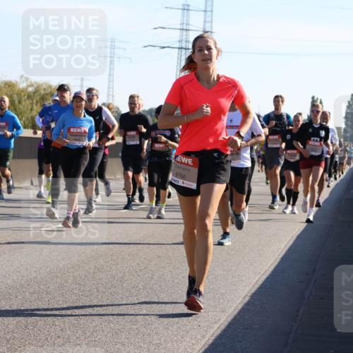 03.10.2025 - Köhlbrandbrückenlauf Strokosch-Dieckow http://msf.ph/oto/9105771 03.10.2025 12:16:17 Position 3 6750 meine-sportfotos.de