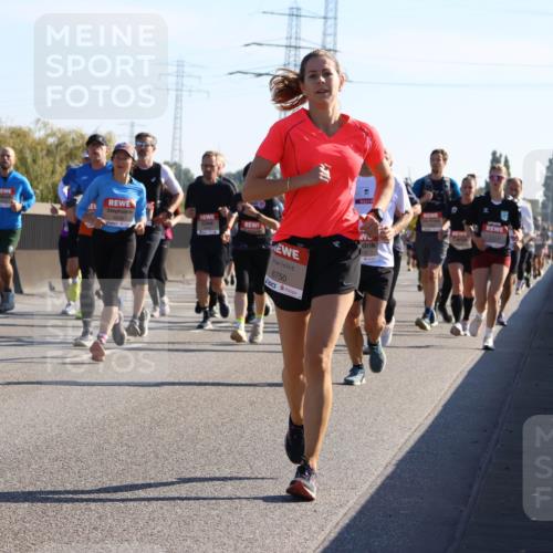 03.10.2025 - Köhlbrandbrückenlauf Strokosch-Dieckow http://msf.ph/oto/9105775 03.10.2025 12:16:17 Position 3 4636, 6750 meine-sportfotos.de