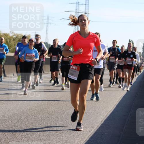 03.10.2025 - Köhlbrandbrückenlauf Strokosch-Dieckow http://msf.ph/oto/9105778 03.10.2025 12:16:18 Position 3 6163, 6750 meine-sportfotos.de
