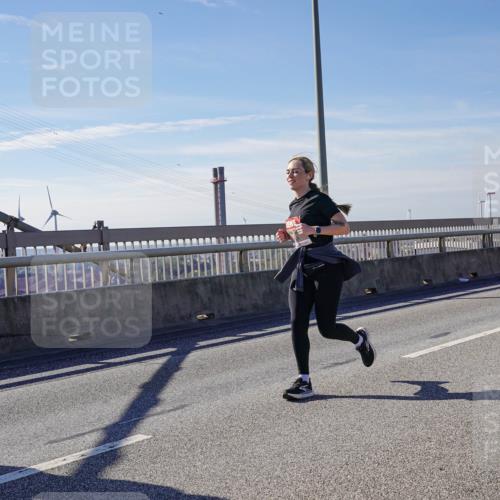 03.10.2025 - Köhlbrandbrückenlauf Michael Burmester http://msf.ph/oto/9105795 03.10.2025 12:49:31 Position 2  meine-sportfotos.de