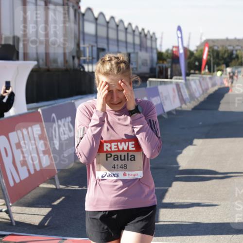 03.10.2025 - Köhlbrandbrückenlauf Jannik Wohlers http://msf.ph/oto/9105857 03.10.2025 12:58:40 Ziel 4084, 4148, 4241, 5706, 5824, 6167 meine-sportfotos.de