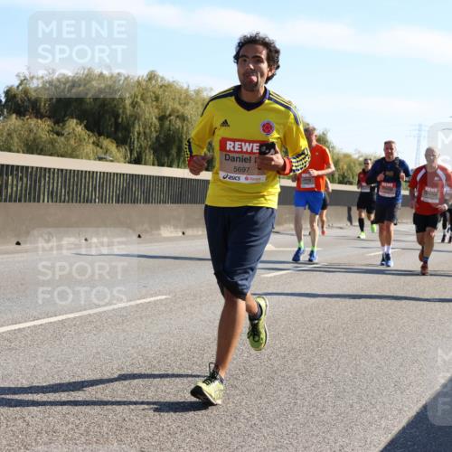 03.10.2025 - Köhlbrandbrückenlauf Strokosch-Dieckow http://msf.ph/oto/9105876 03.10.2025 12:16:30 Position 3 5697 meine-sportfotos.de