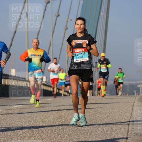 03.10.2025 - Köhlbrandbrückenlauf Strokosch-Dieckow http://msf.ph/oto/9105884 03.10.2025 09:34:12 Position 2 3248, 3008 meine-sportfotos.de