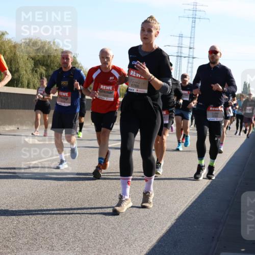 03.10.2025 - Köhlbrandbrückenlauf Strokosch-Dieckow http://msf.ph/oto/9105891 03.10.2025 12:16:31 Position 3 6766, 4365, 4310, 6783 meine-sportfotos.de