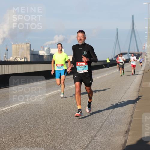 03.10.2025 - Köhlbrandbrückenlauf Lena Gebhardt http://msf.ph/oto/9105930 03.10.2025 09:39:11 Position 2 3269 meine-sportfotos.de