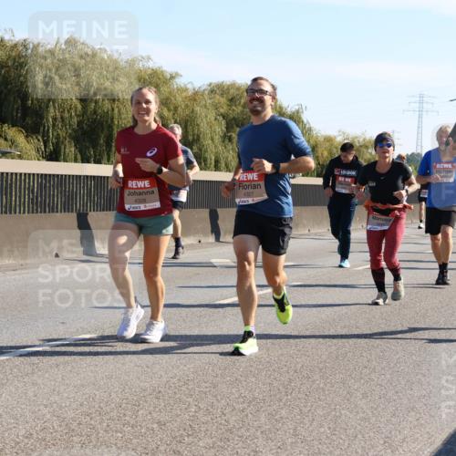 03.10.2025 - Köhlbrandbrückenlauf Strokosch-Dieckow http://msf.ph/oto/9105974 03.10.2025 12:16:46 Position 3 2025, 6658, 2025, 4328, 4327 meine-sportfotos.de