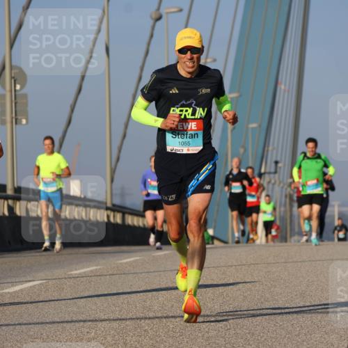 03.10.2025 - Köhlbrandbrückenlauf Strokosch-Dieckow http://msf.ph/oto/9105975 03.10.2025 09:34:22 Position 2 3618, 1, 1055 meine-sportfotos.de