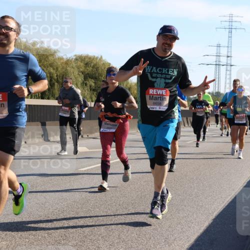 03.10.2025 - Köhlbrandbrückenlauf Strokosch-Dieckow http://msf.ph/oto/9106001 03.10.2025 12:16:47 Position 3 4327, 2025, 6658 meine-sportfotos.de