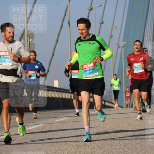 03.10.2025 - Köhlbrandbrückenlauf Strokosch-Dieckow http://msf.ph/oto/9106032 03.10.2025 09:34:31 Position 2 2933, 2705 meine-sportfotos.de