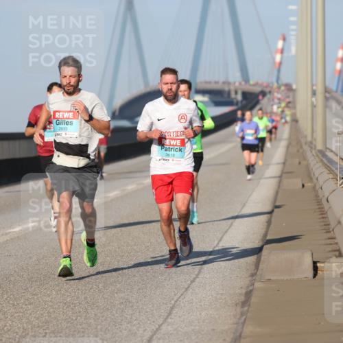 03.10.2025 - Köhlbrandbrückenlauf Lena Gebhardt http://msf.ph/oto/9106072 03.10.2025 09:39:15 Position 2 2933, 3618 meine-sportfotos.de