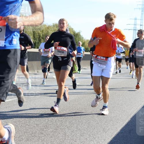 03.10.2025 - Köhlbrandbrückenlauf Strokosch-Dieckow http://msf.ph/oto/9106081 03.10.2025 12:16:56 Position 3 6562, 4161, 4062 meine-sportfotos.de