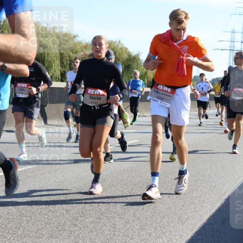 03.10.2025 - Köhlbrandbrückenlauf Strokosch-Dieckow http://msf.ph/oto/9106089 03.10.2025 12:16:56 Position 3 2, 4336, 4161, 4062 meine-sportfotos.de
